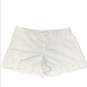 Tommy Hilfiger shorts size 16